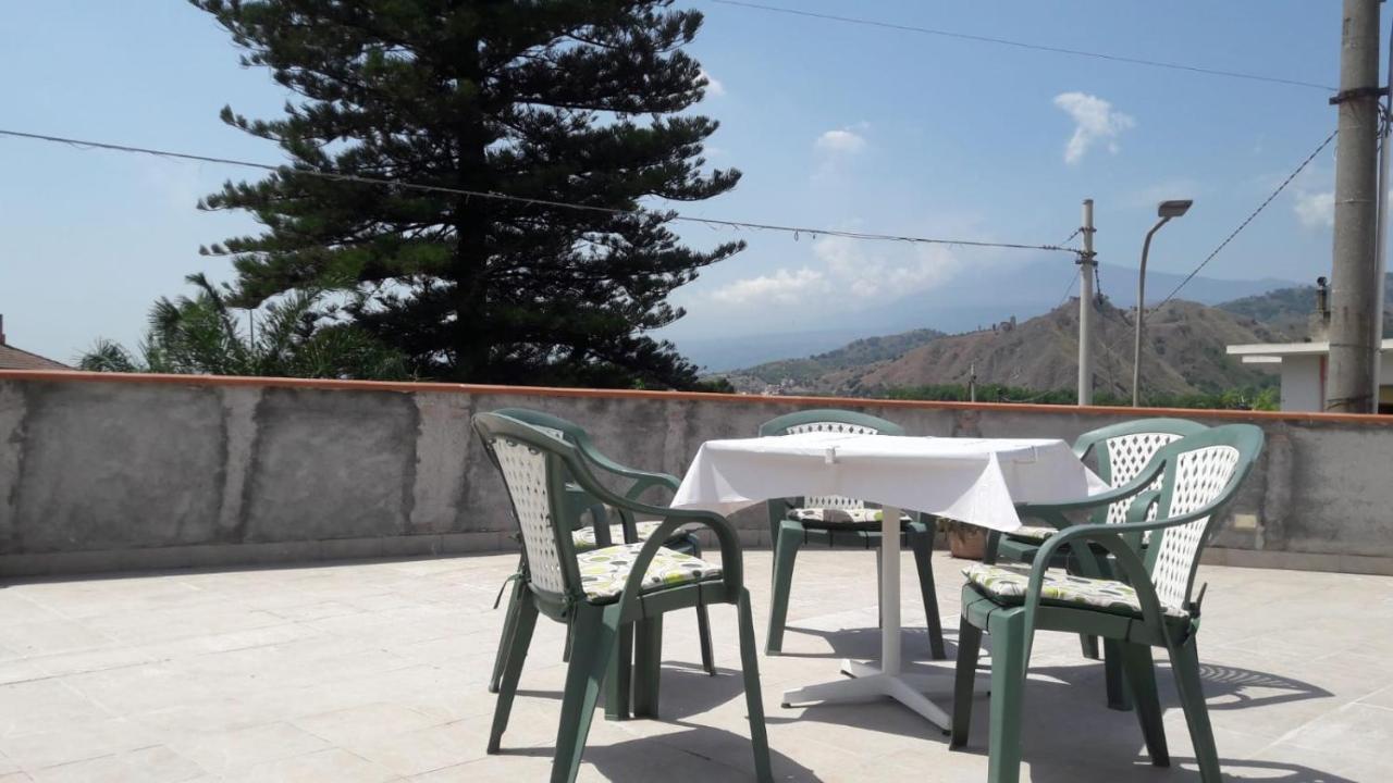 Estia Holidays Apartments - Taormina Bagian luar foto