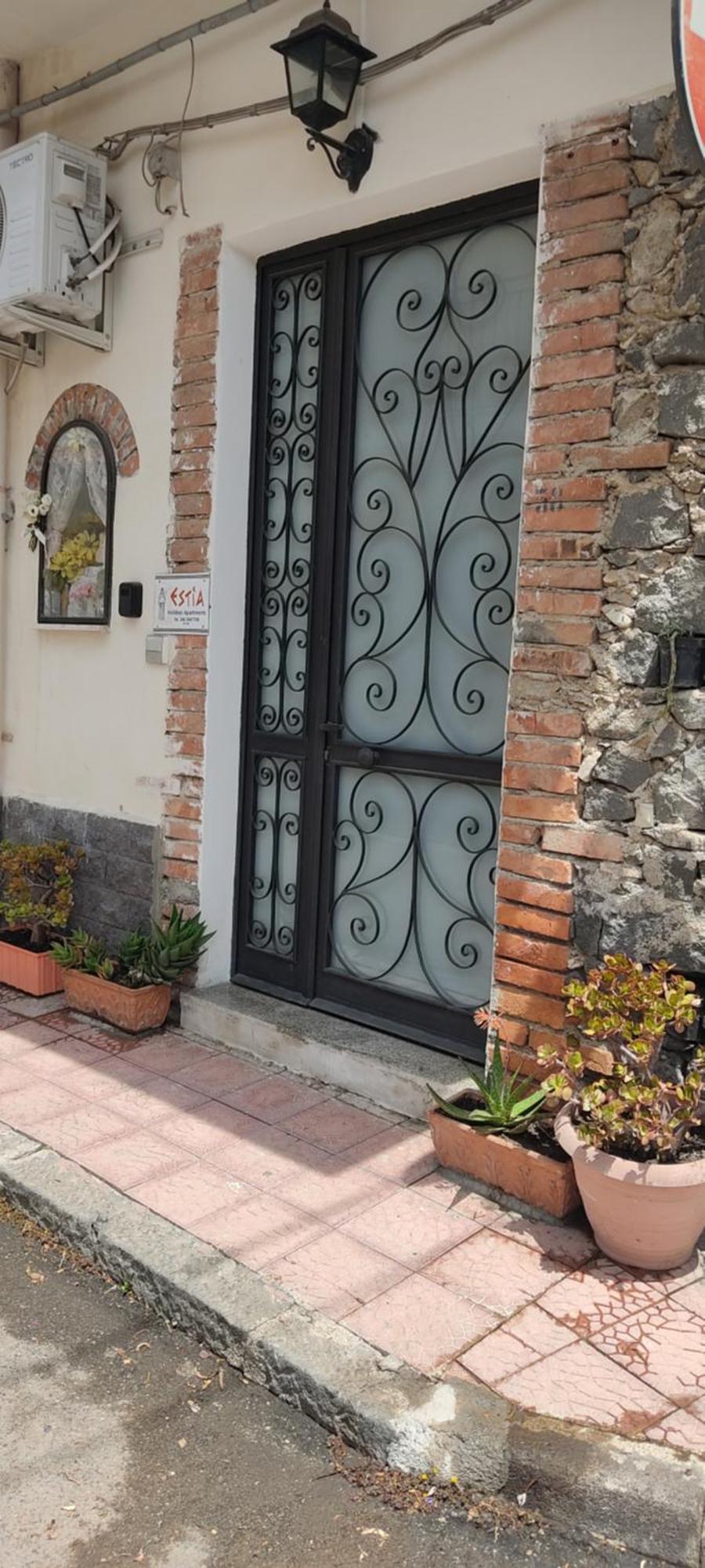 Estia Holidays Apartments - Taormina Bagian luar foto