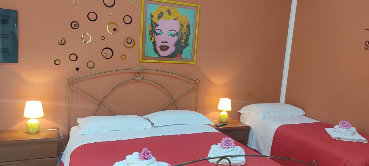 Estia Holidays Apartments - Taormina Ruang foto